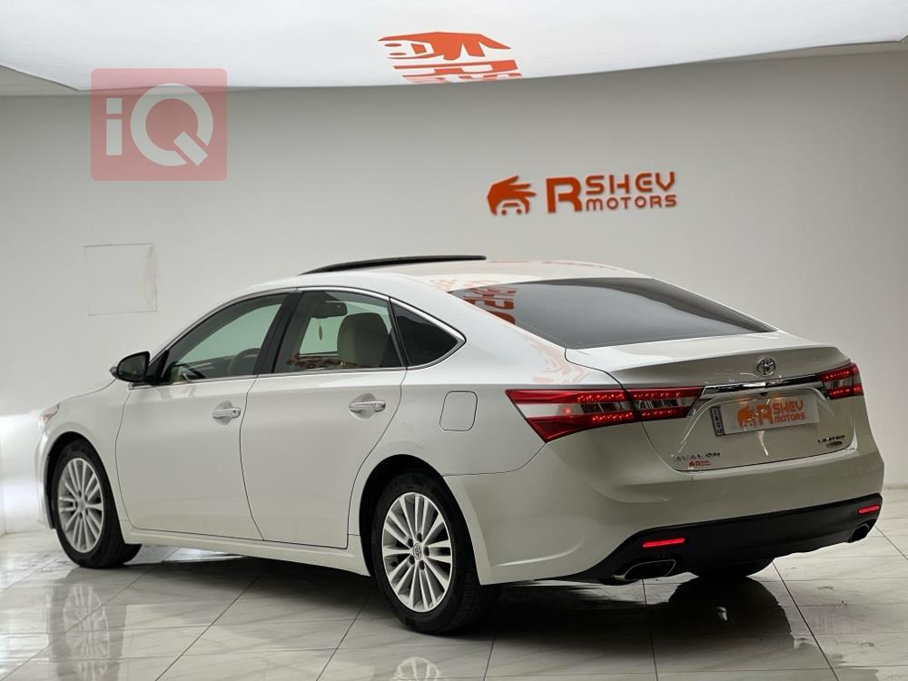 Toyota Avalon